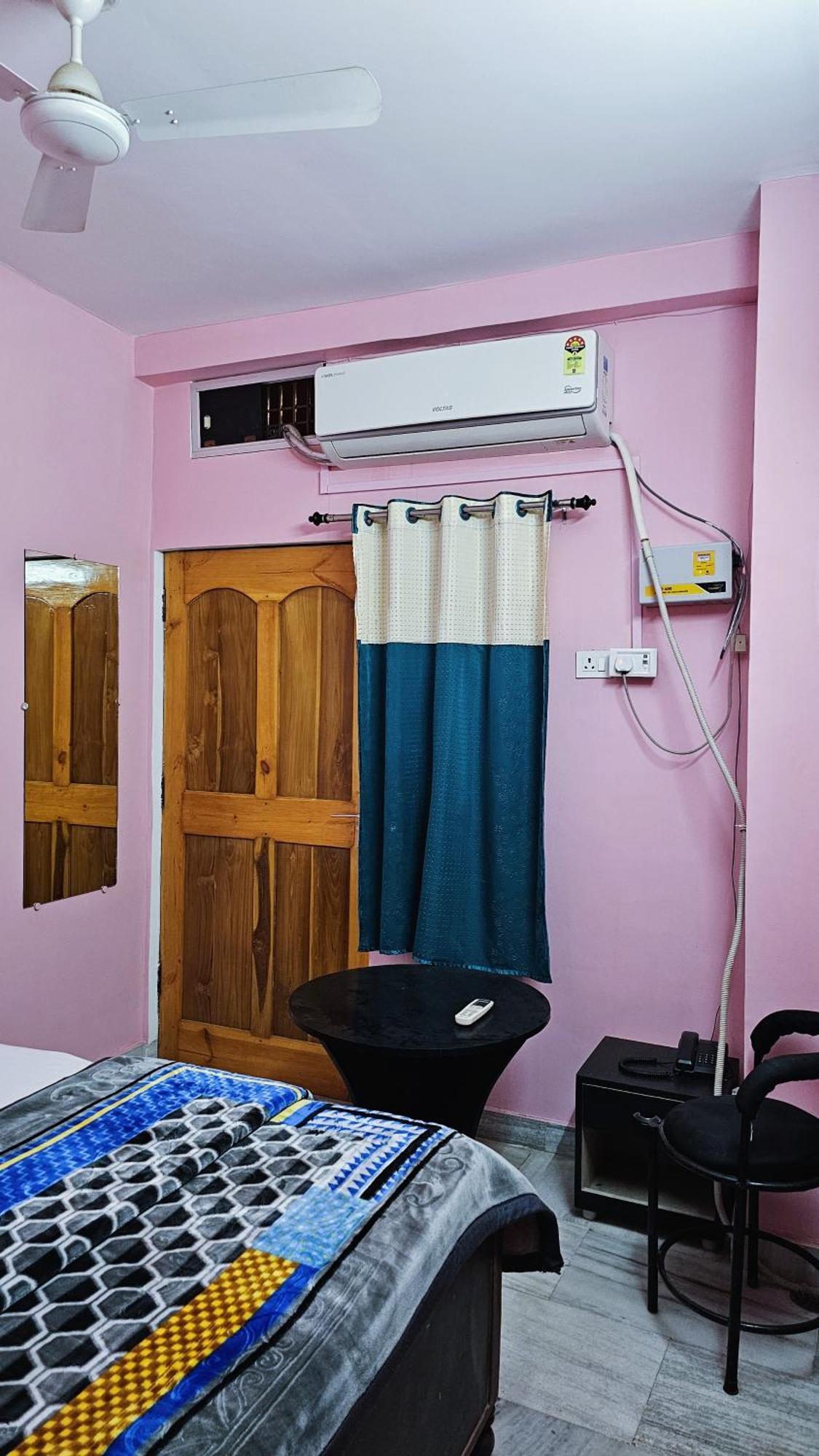 Banjara House Vandrarhem Varanasi Exteriör bild